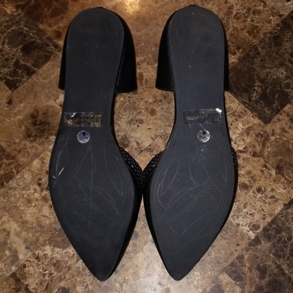 Charlotte Russe Point Toe Flats - Picture 2 of 5